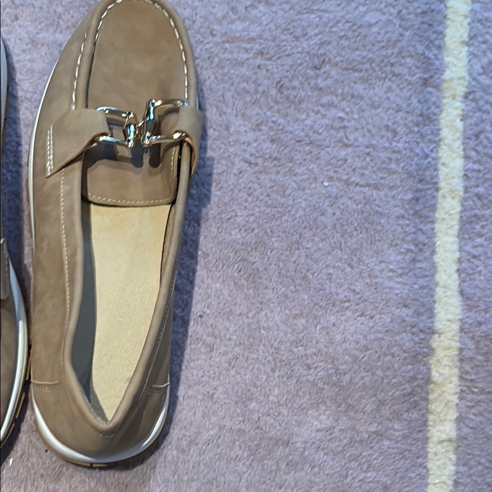 Tan Casual Loafers with Decorative Chain Detail - Picture 7 of 10